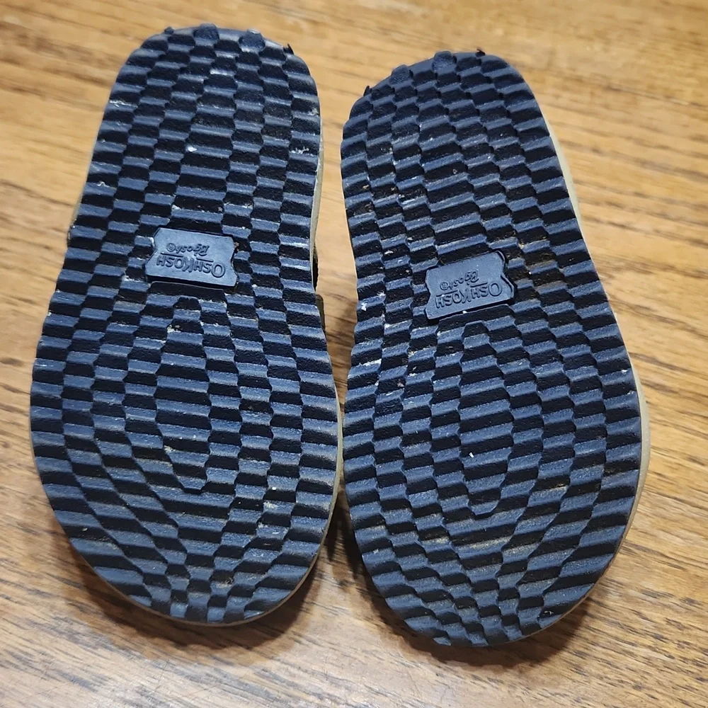 OshKosh Sandals Size 5
